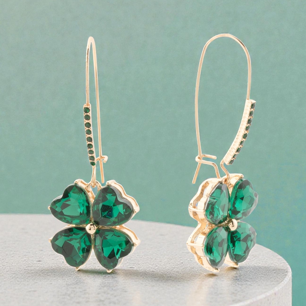 Betsey Johnson Shamrock Four Leaf Clover Green Crystal Earrings 2" New In Box - Picture 3 of 5